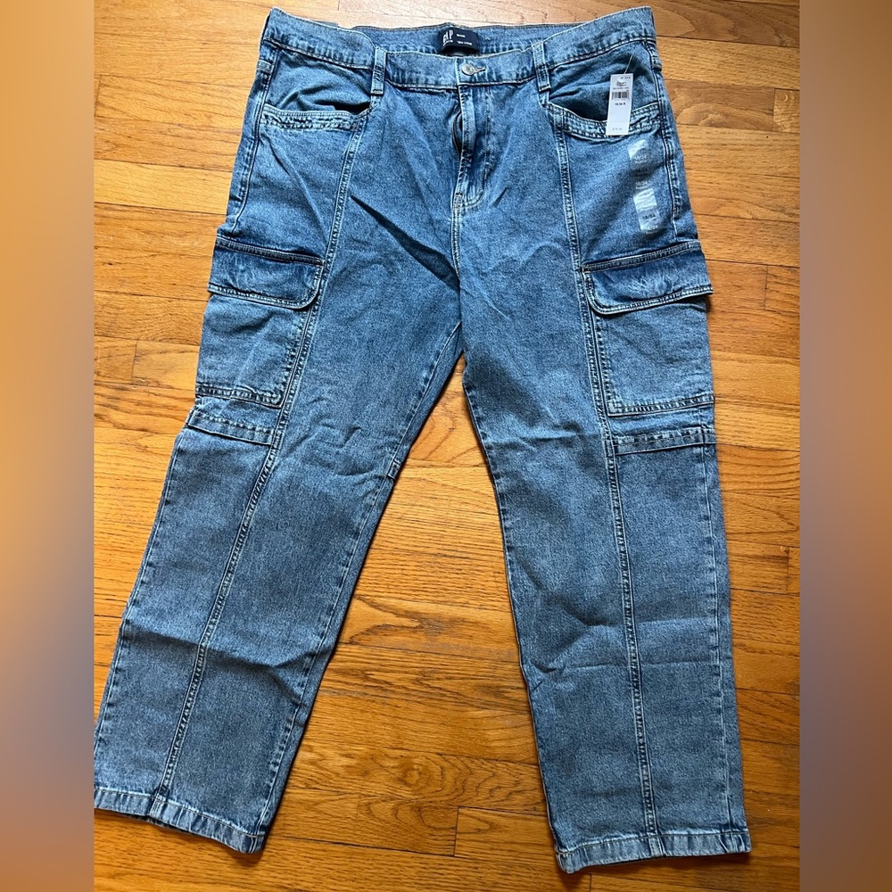 GAP Cargo Jeans